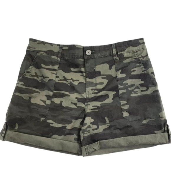 Social Standard Roll Tab Utility Shorts Relaxed Fit Camo Stretch - Picture 1 of 6